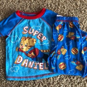 Daniel tiger pajama set